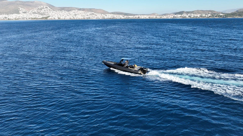 Enjoy 825 - φωτογραφία αρχείου Viper